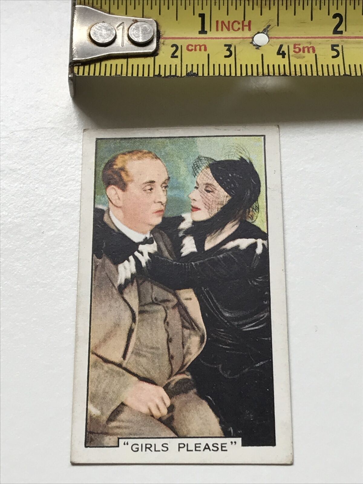 Sydney Howard MOVIE MEMORABILIA. Cigarette Card Gallaher GIRLS PLEASE Film Scene