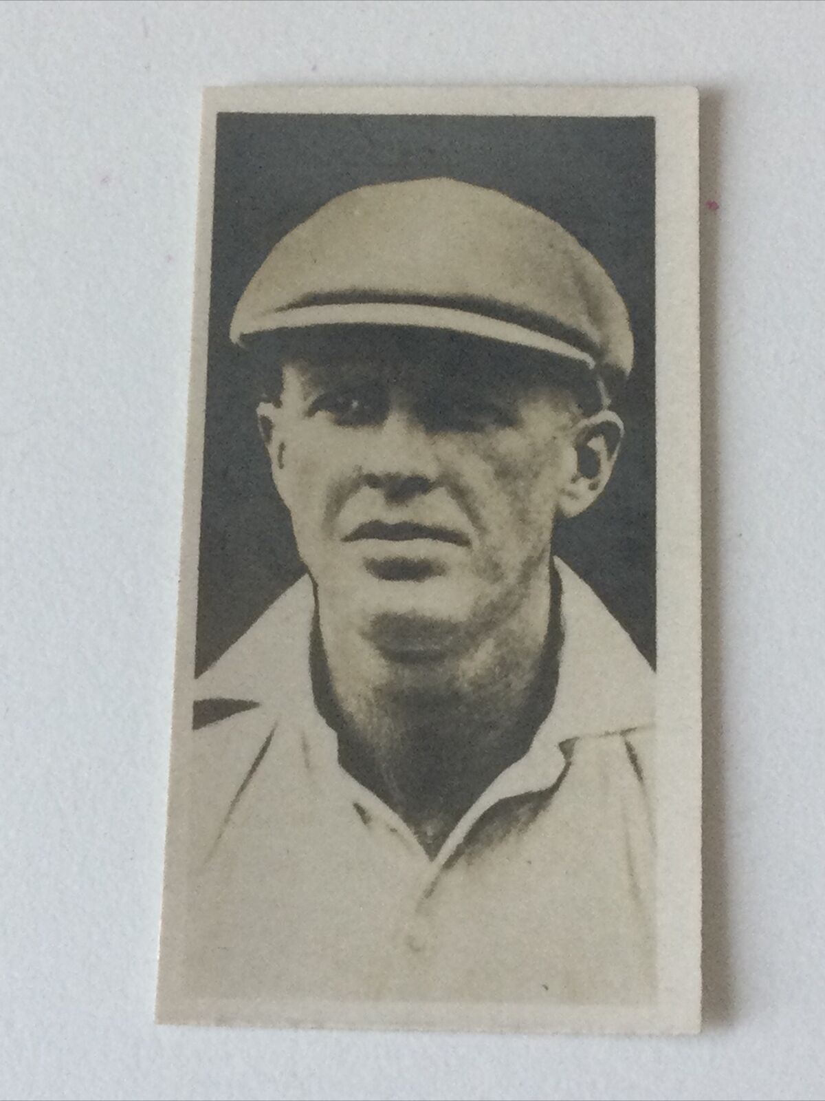 A KIPPAX VINTAGE PHOTO CIGARETTE CARD AUSTRALIAN & ENGLISH TEST CRICKETERS #17