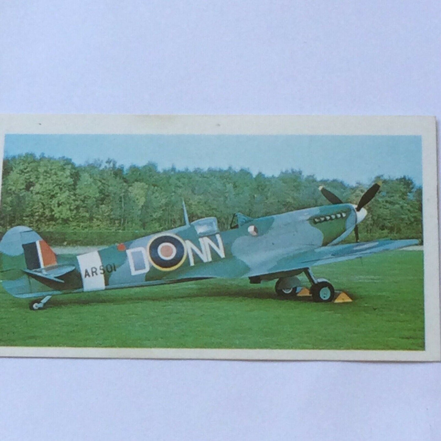 DONCELLA CIGARETTE CARD SUPERMARINE SPITFIRE Mk Va AR501 Golden Age Of Flying