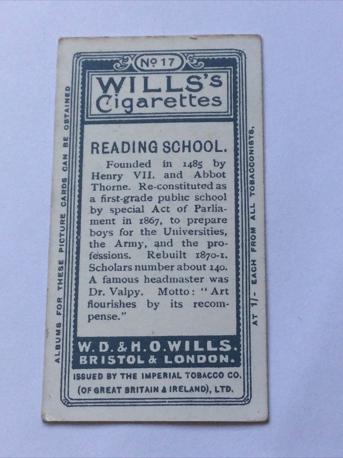 READING SCHOOL WILLS CIGARETTE CARD #17 School Arms Founded Henry VII