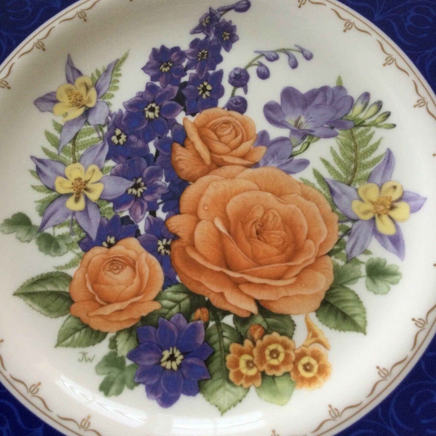 Chelsea Flower Show RHS Collectable Plate 1988 ‘Chelsea Anniversary’ Royal Worcester. Beautiful floral plate. Blue and peach.