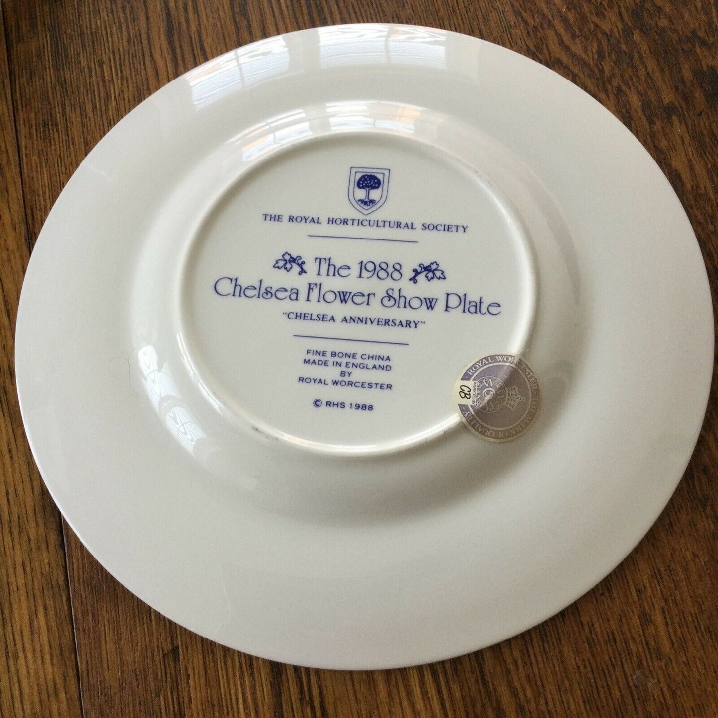 Chelsea Flower Show RHS Collectable Plate 1988 ‘Chelsea Anniversary’ Royal Worcester. Beautiful floral plate. Blue and peach.