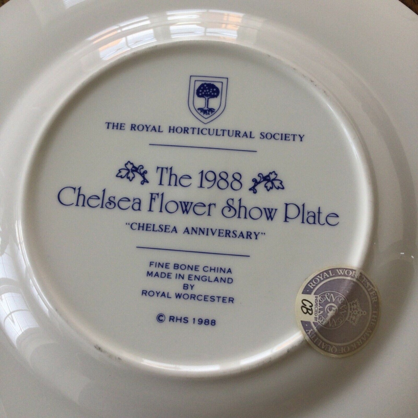 Chelsea Flower Show RHS Collectable Plate 1988 ‘Chelsea Anniversary’ Royal Worcester. Beautiful floral plate. Blue and peach.