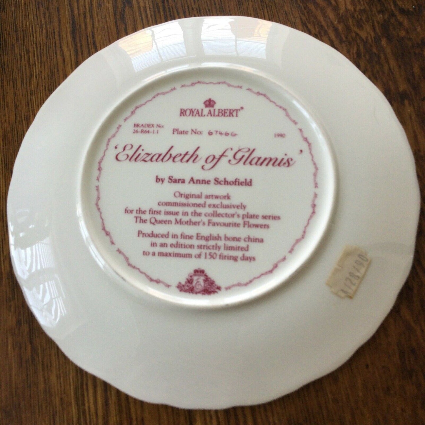 Royal Albert Queen Mother 1990 collectible plate ‘Favourite Flowers’ #1 Elizabeth Of Glamis