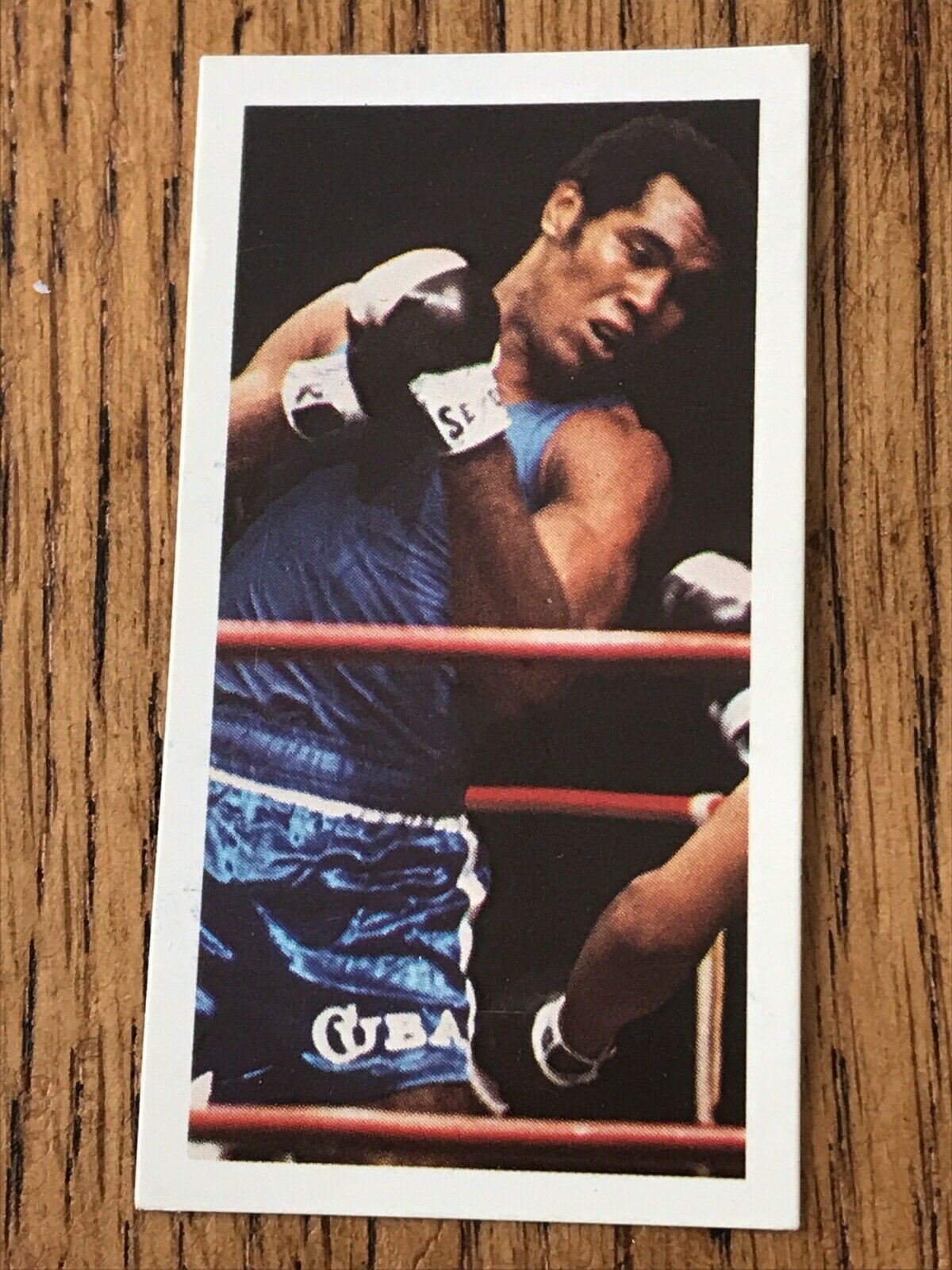 OLYMPICS TEOFILO STEVENSON Brooke Bond Tea Card Olympic Greats #22 Boxing Gold