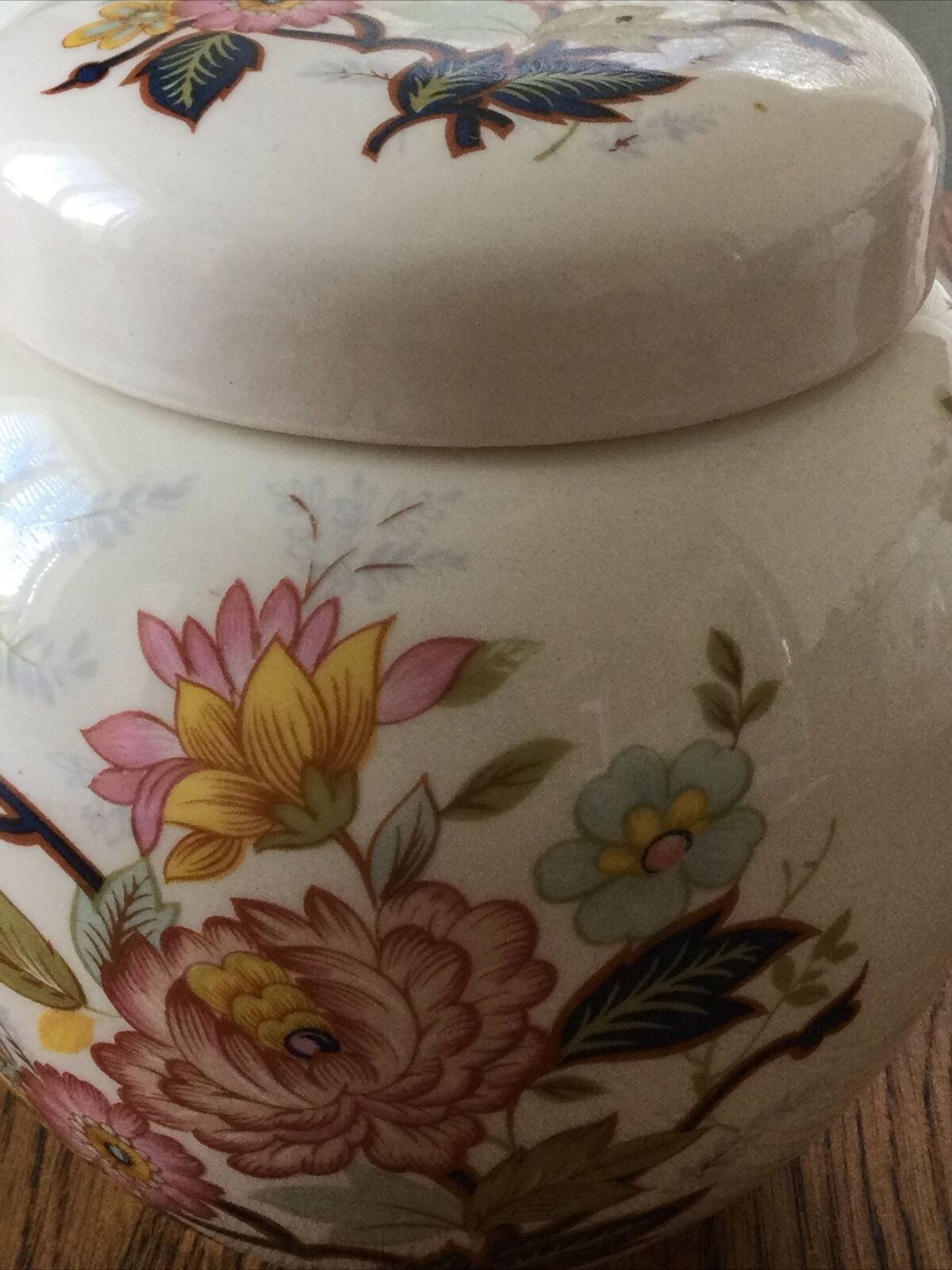 Vintage Sadler Ginger Jar Storage Pot. Floral Soft Pastel Mellow Colours Pretty