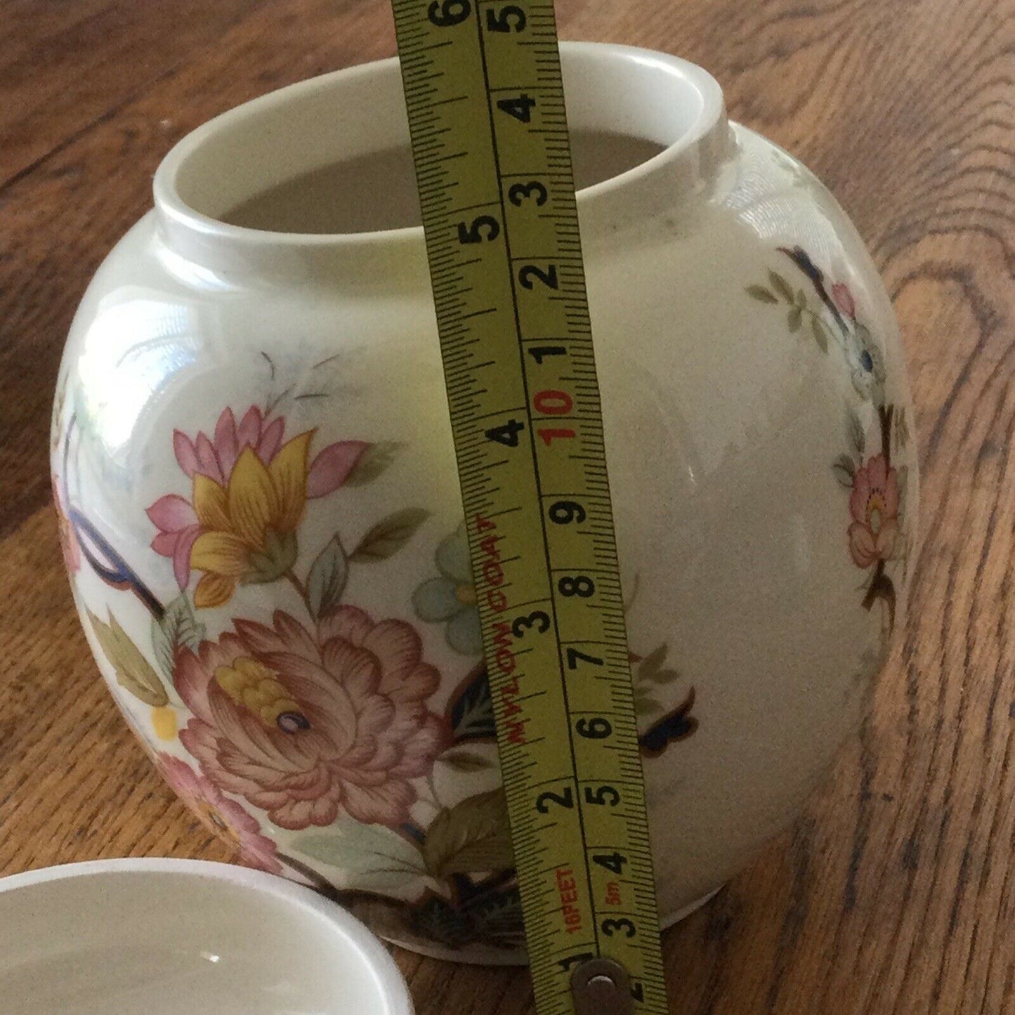 Vintage Sadler Ginger Jar Storage Pot. Floral Soft Pastel Mellow Colours Pretty