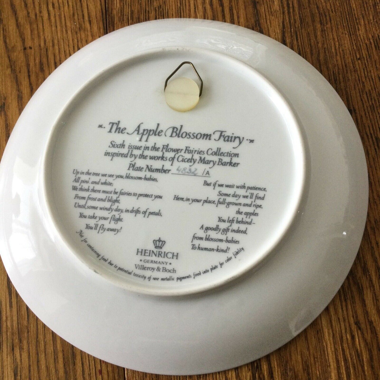 VILLEROY & BOCH HEINRICH FLOWER FAIRY APPLE BLOSSOM plate Cicely Mary Barker