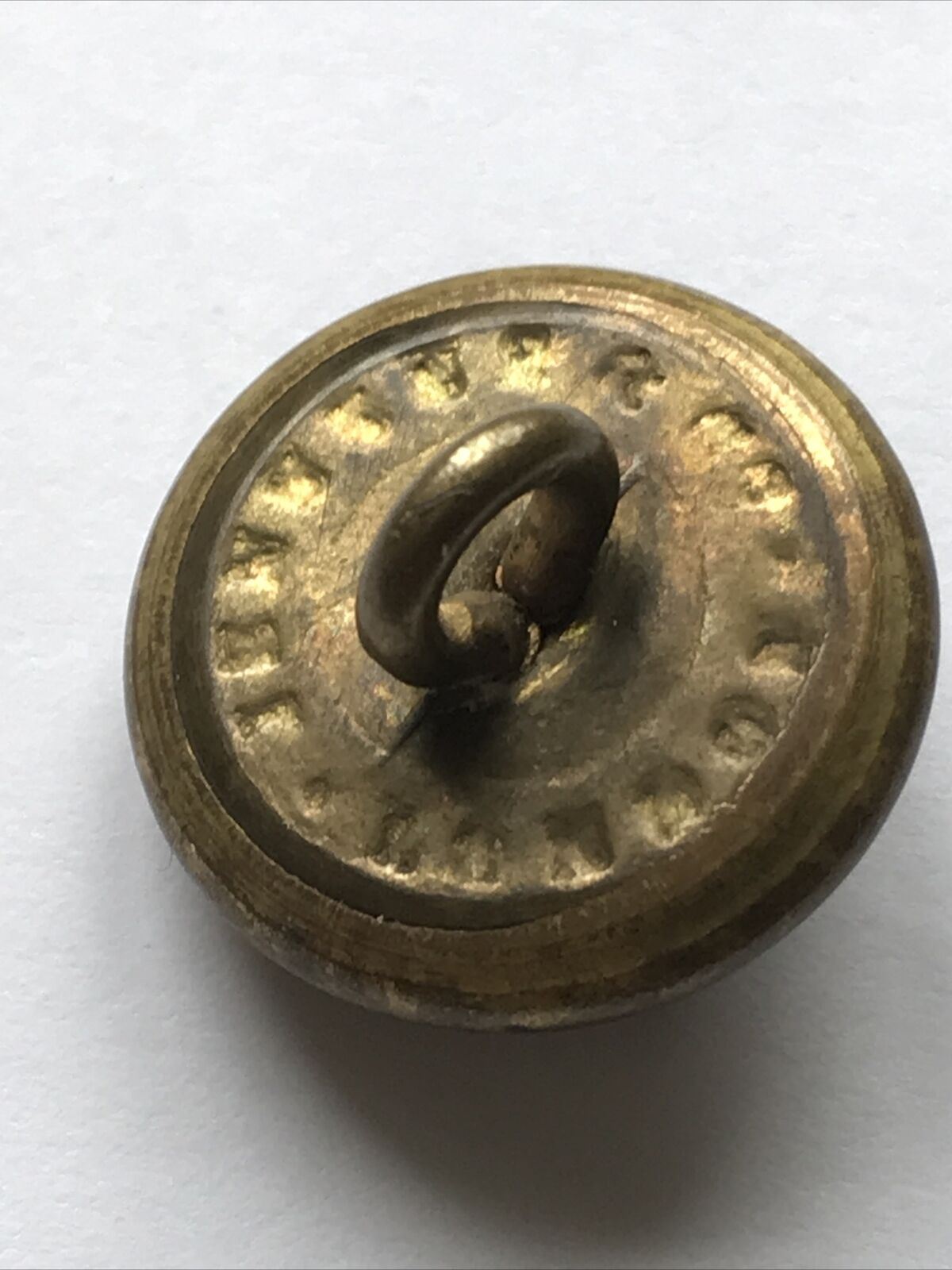 Vintage British Military Button SPHINX HONI SOIT QUI MAL Y PENSE 19mm Brass