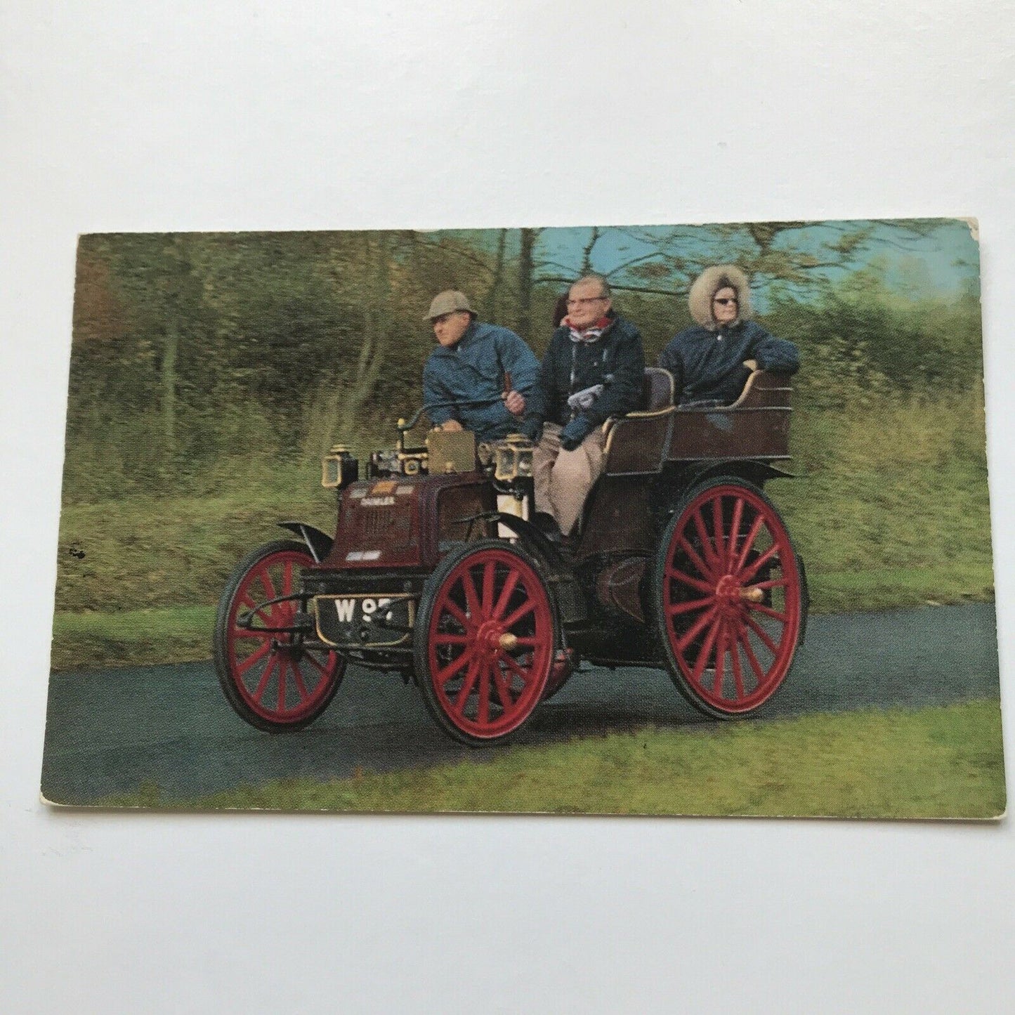 Vintage Car Postcard 1897 DAIMLER 4hp Tonneau