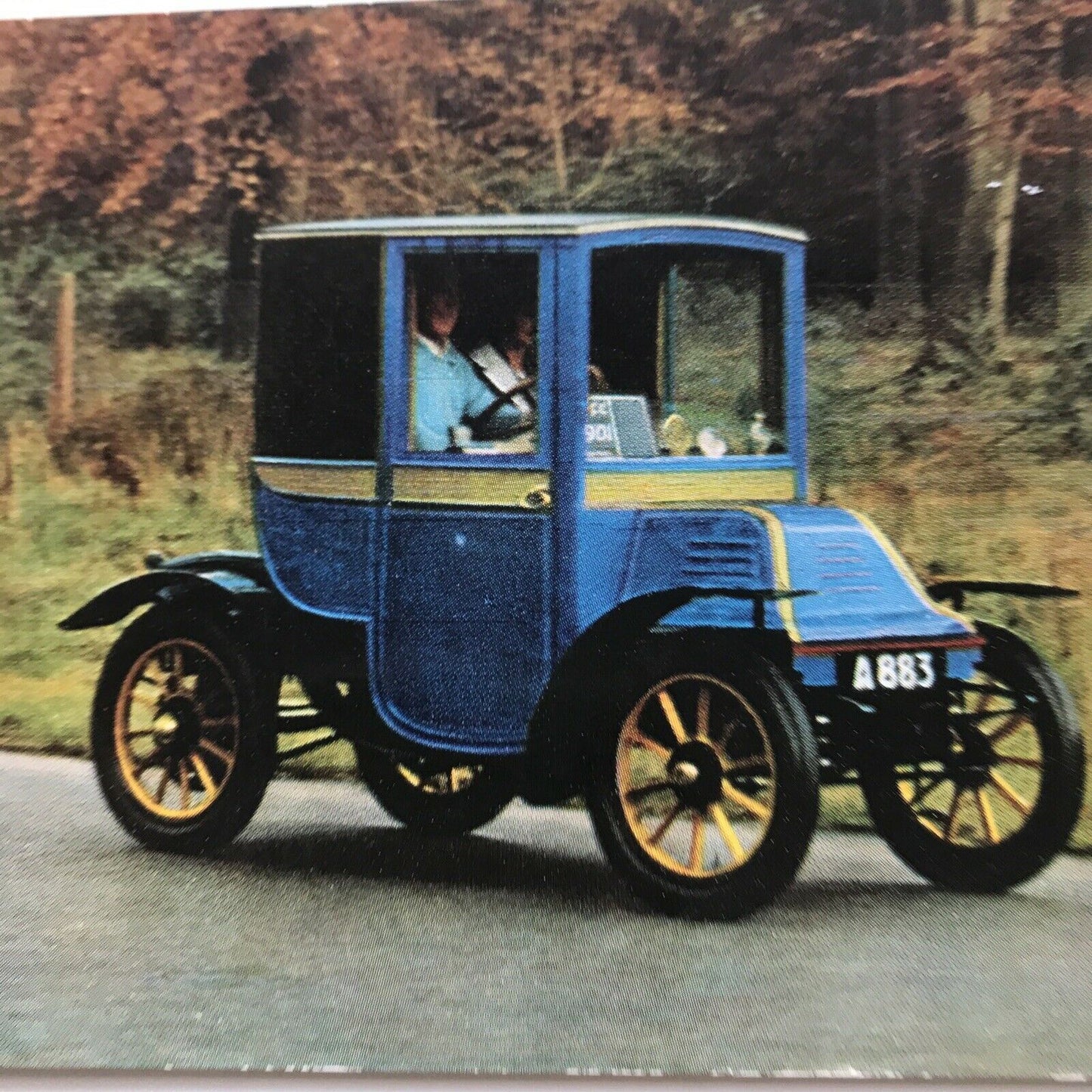 Vintage Car Postcard 1901 MMC 8hp Coupé Je Salmon Postcard