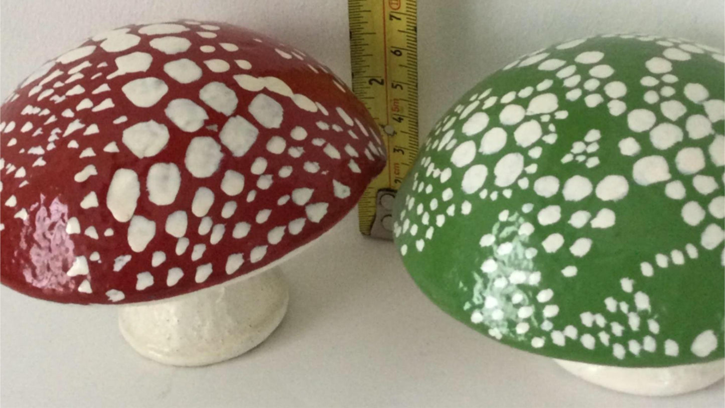 Pair of 2 heavy ornamental toadstools small green red hand painted 8.5 Cm