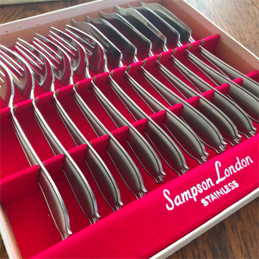 Boxed set of 6 Amefa Holland fish knives & forks Sampson London stainless steel