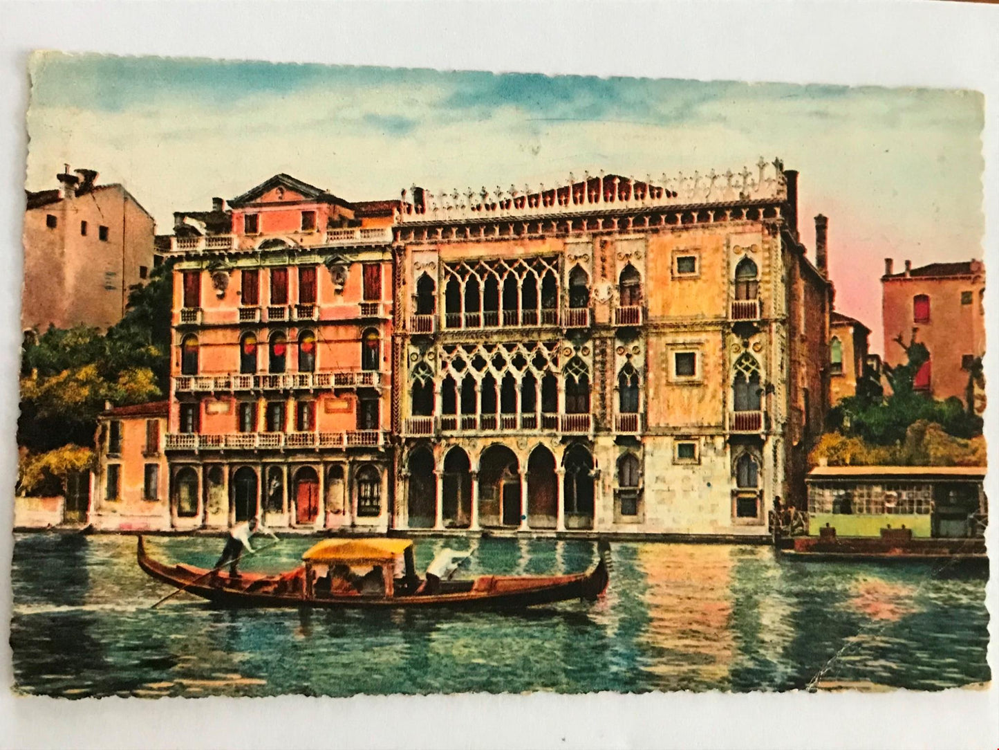 Vintage Postcard VENICE GONDOLIER CANAL - GREETINGS FROM THE TRAMPS' UNION -