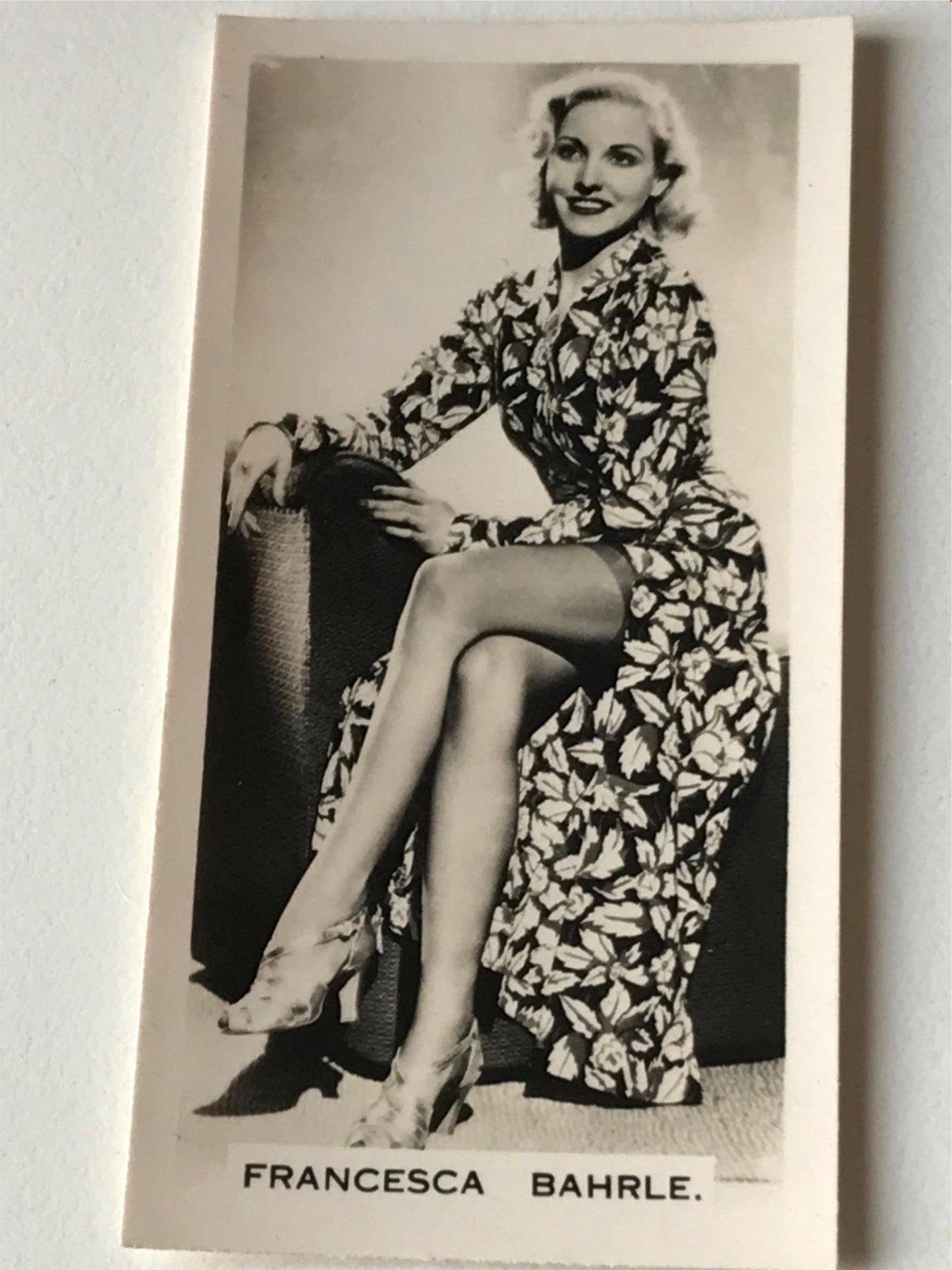 Carreras Cigarette Cards GLAMOUR GIRLS 1939 30s - sold individually