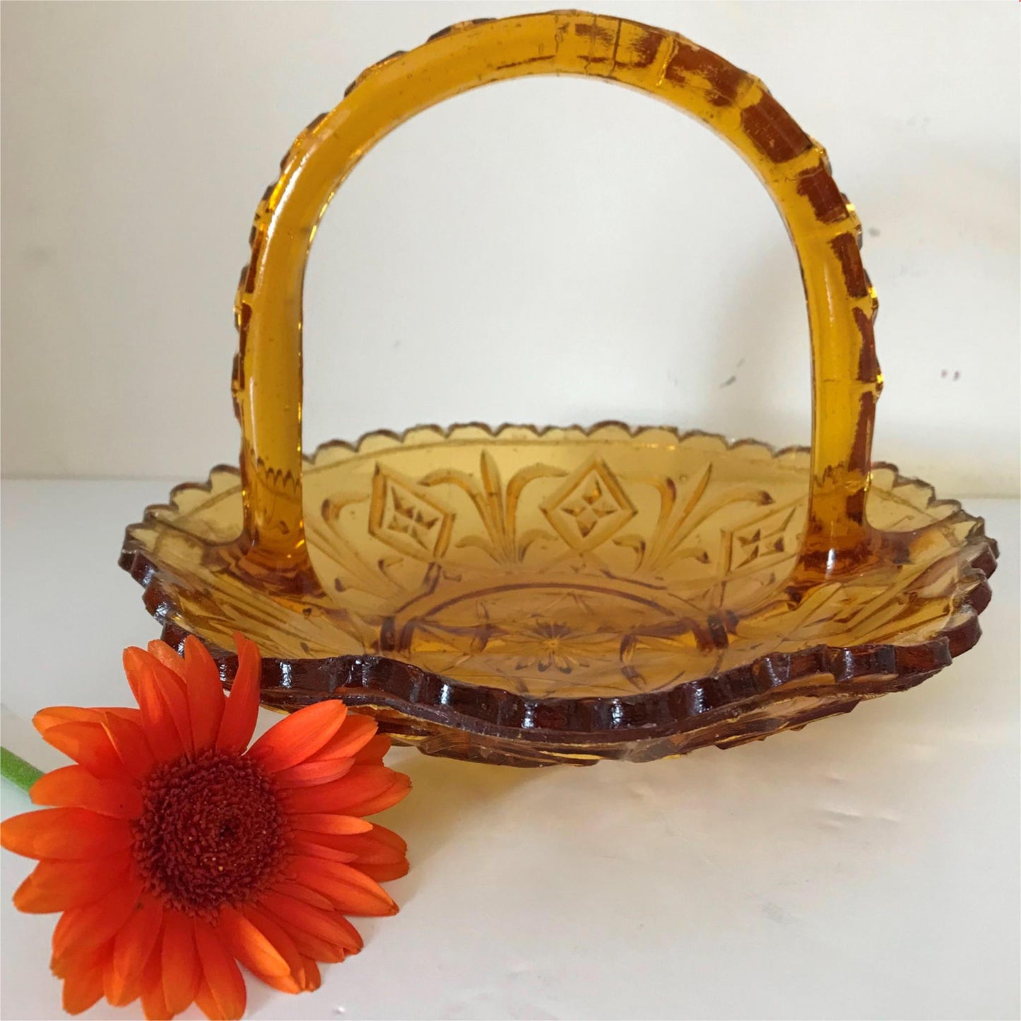 Vintage Amber pressed glass colourful glass bon bon sweet bowl dish with handle