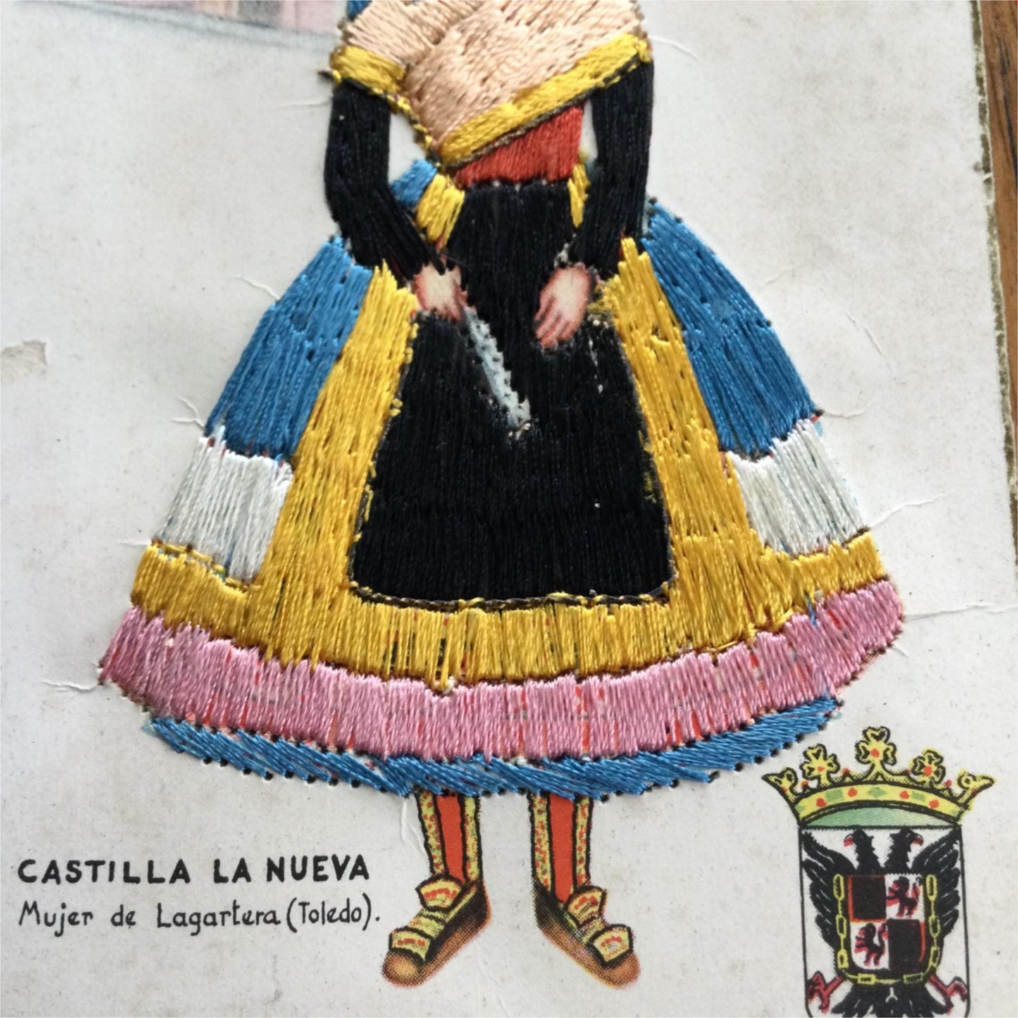 Vintage Spanish postcard embroidered woman CASTILLA LA NUEVA TOLEDO 50s Retro