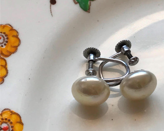 Vintage Sterling Silver Simulated Pearl Button Stud Earrings. Screw back classic non-pierced / clip on