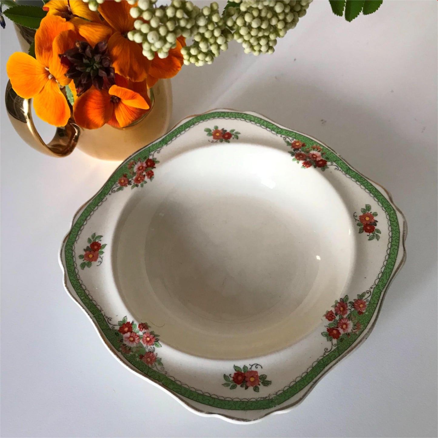 Vintage Edwardian J &G MEAKIN SOL Dessert bowl cream with Green rim & floral