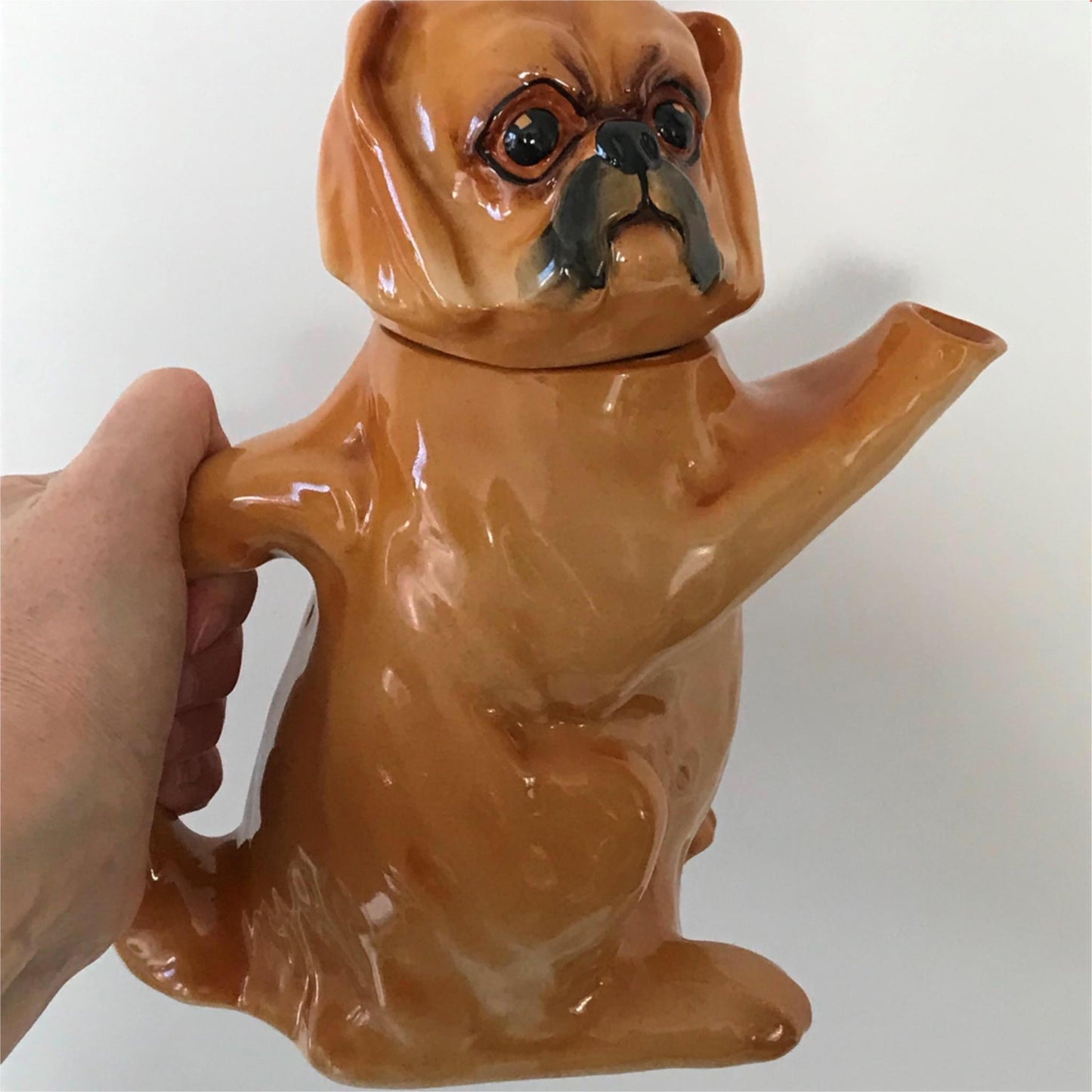 Vintage Novelty Teapot. PEKINGESE DOG. Wood & Sons ‘Pussyfoot’ design 1920s 30s