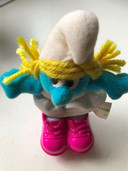 McDonald’s collectable SMURF TOY JULY 7/2000 Smurfette roller skating plush soft