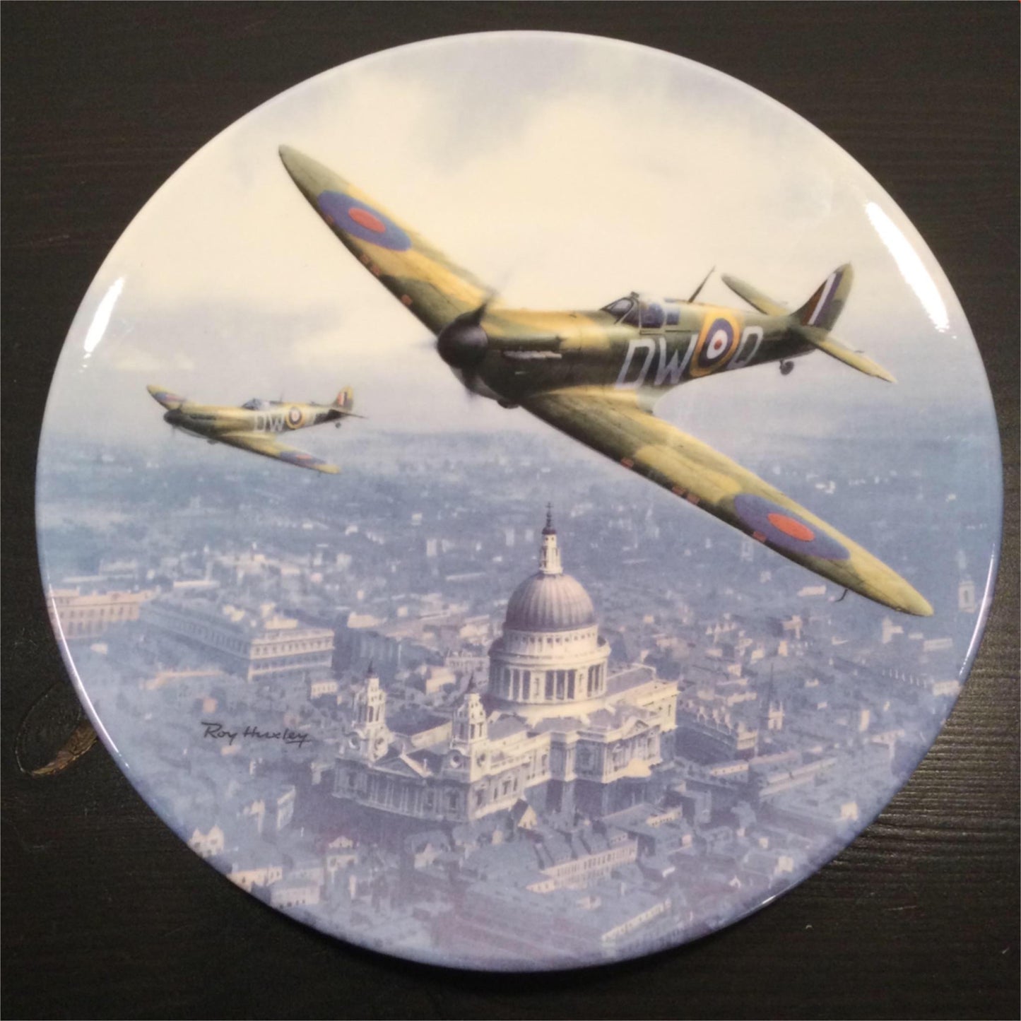 Bradex Collectors plate SPITFIRE OVER ST PAULS Royal Doulton limited edition