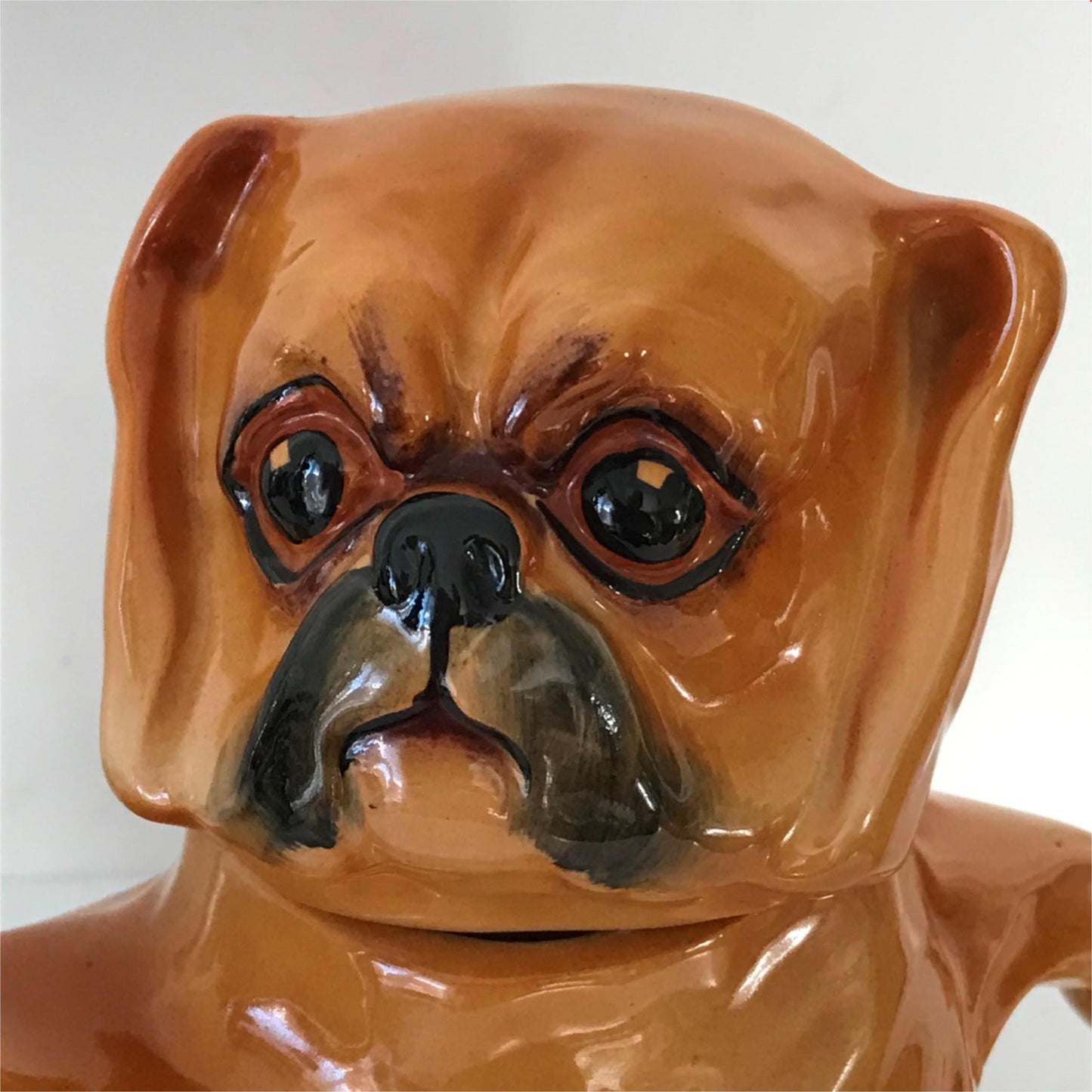 Vintage Novelty Teapot. PEKINGESE DOG. Wood & Sons ‘Pussyfoot’ design 1920s 30s