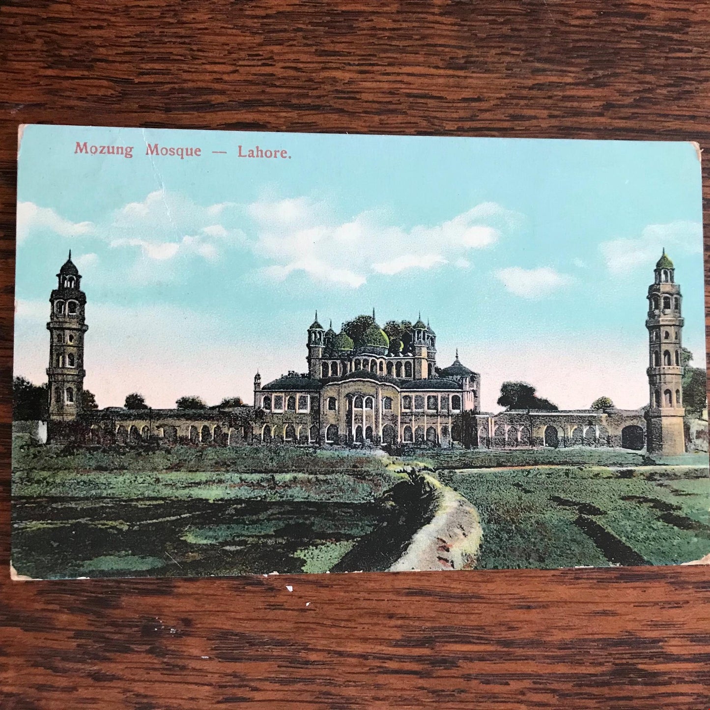 Vintage postcard MOZUNG MOSQUE LAHORE Pakistan