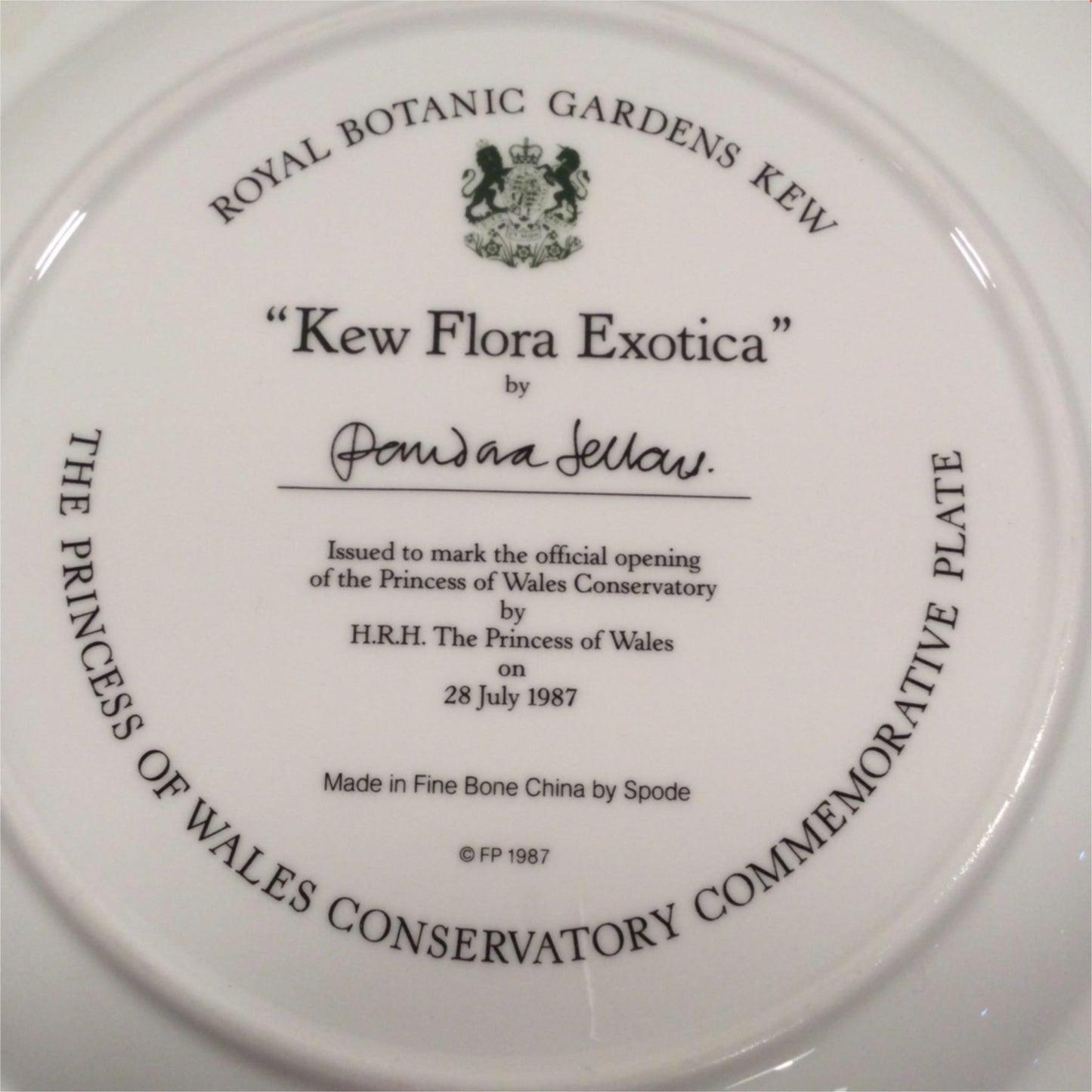 Spode Royal Botanic Gardens Kew Flora Exotica Plate Princess Wales Conservatory 1987